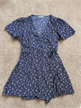 NWT LC Lauren Conrad Plus Blue Floral Wrap Mini Dress Plus Size 0X